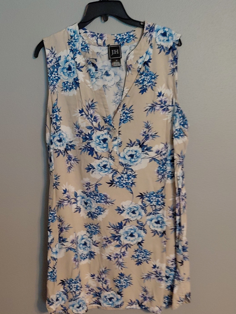 JH Collectibles Beige Sleeveless Camisole with Blue Floral Print